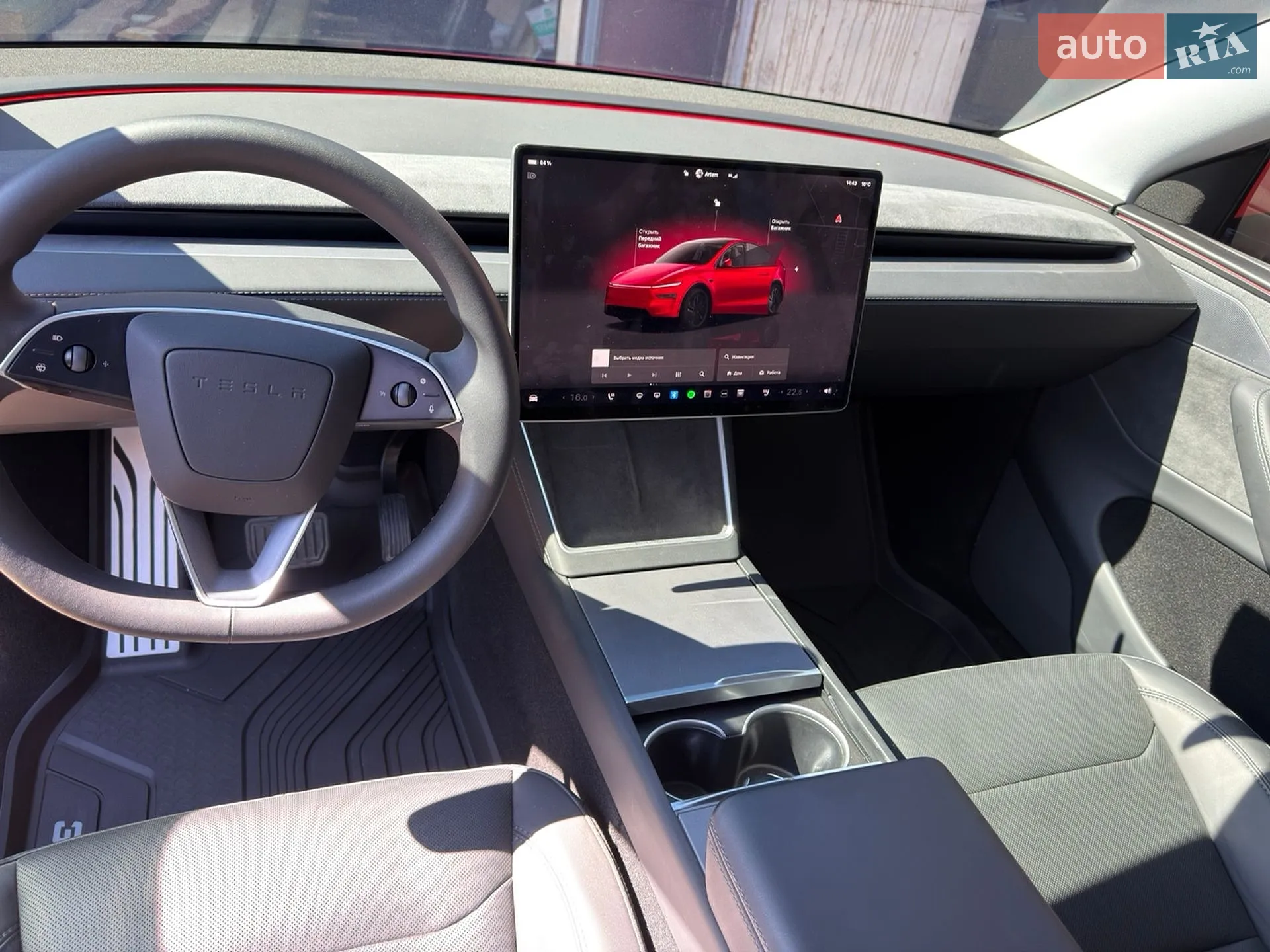 2025 Tesla Model Y - мініатюра 15