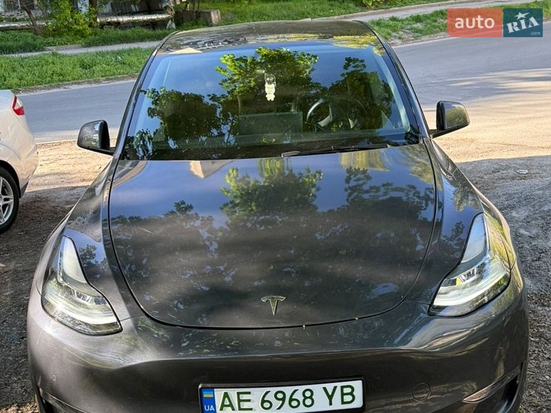 Позашляховик / Кросовер Tesla Model Y 2021 в Дніпрі