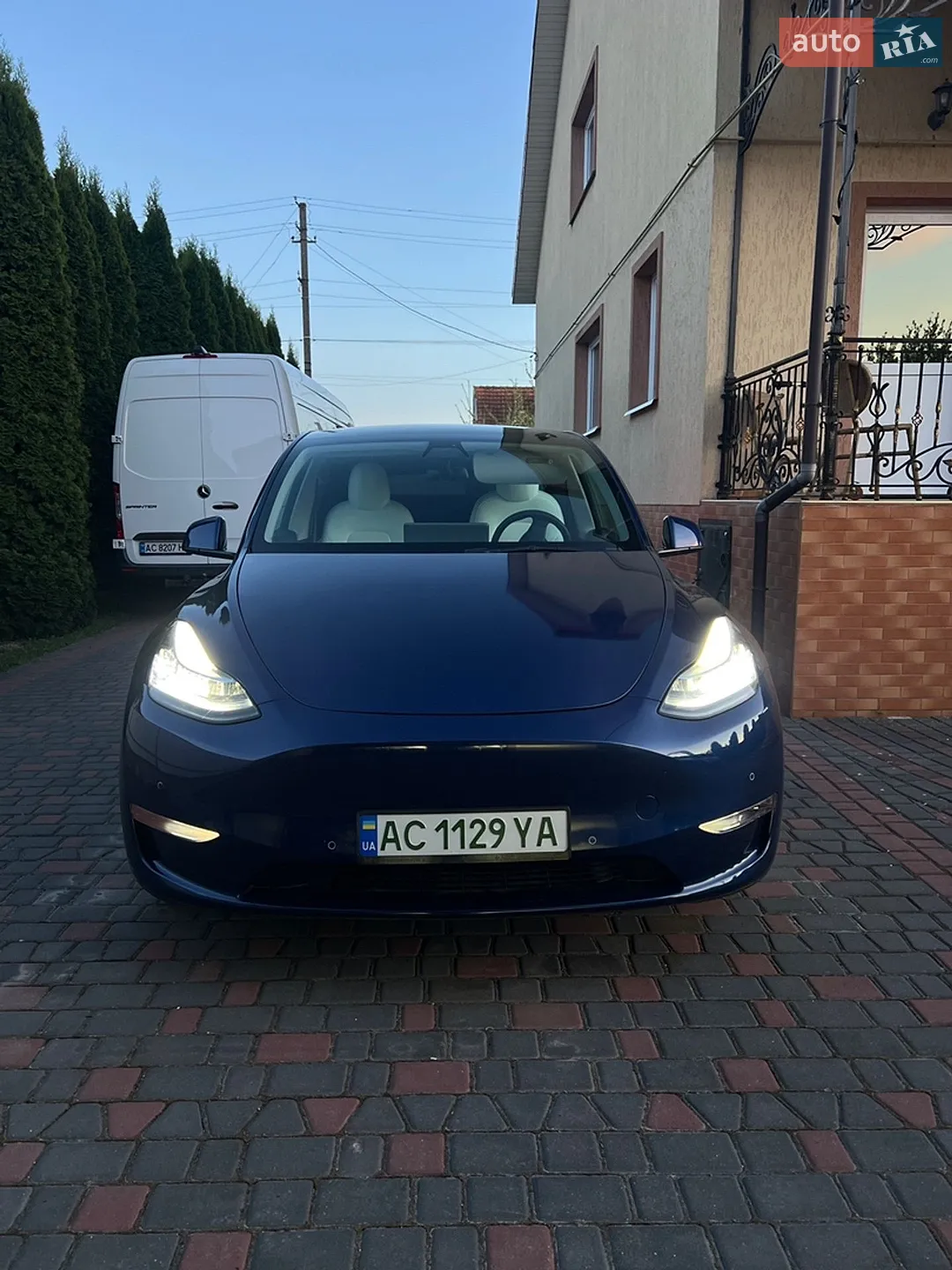 2021 Tesla Model Y - мініатюра 4