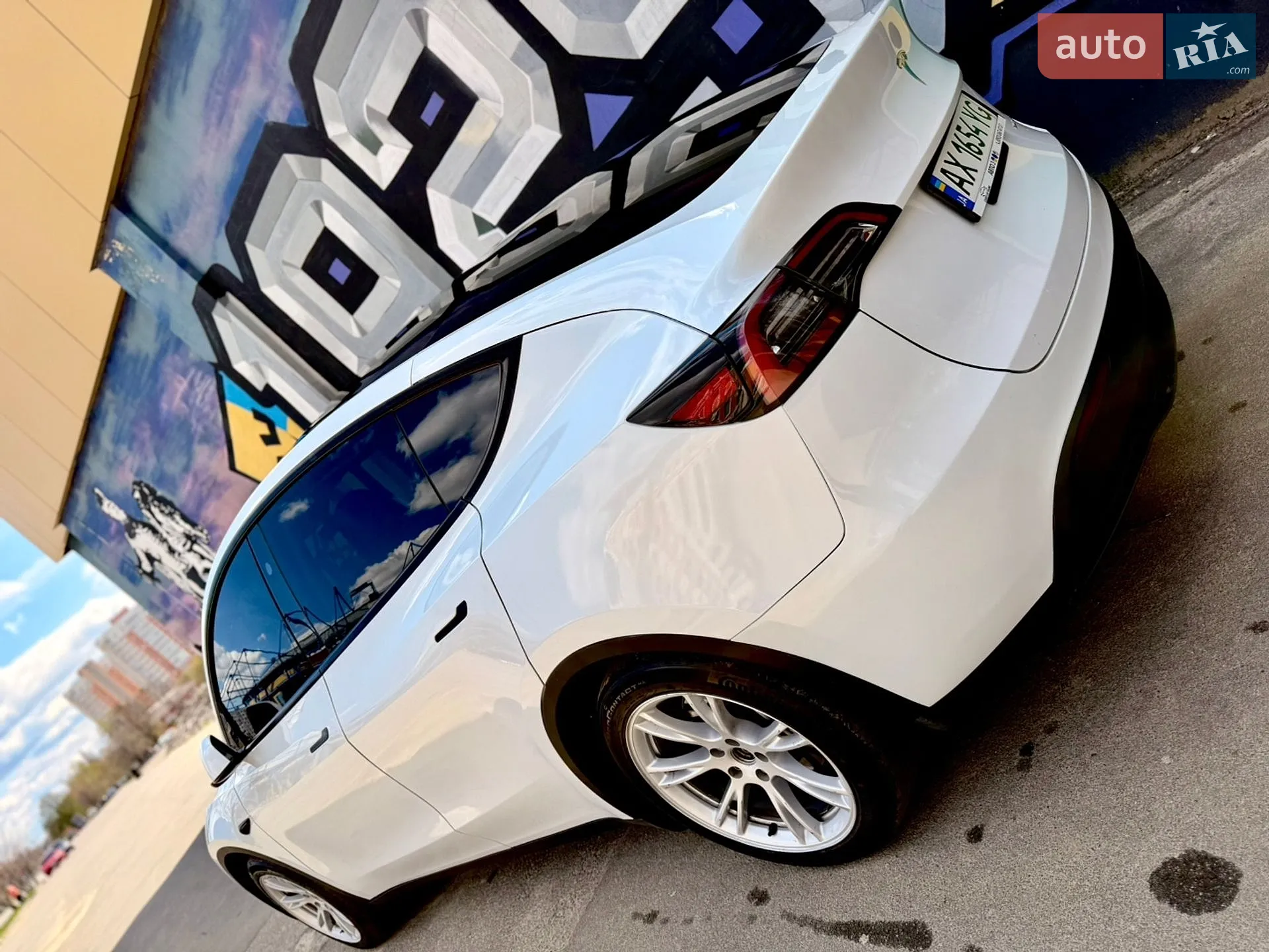 2024 Tesla Model Y - мініатюра 24