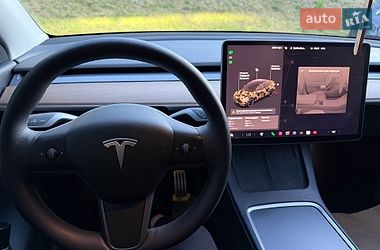 Внедорожник / Кроссовер Tesla Model Y 2021 в Львове