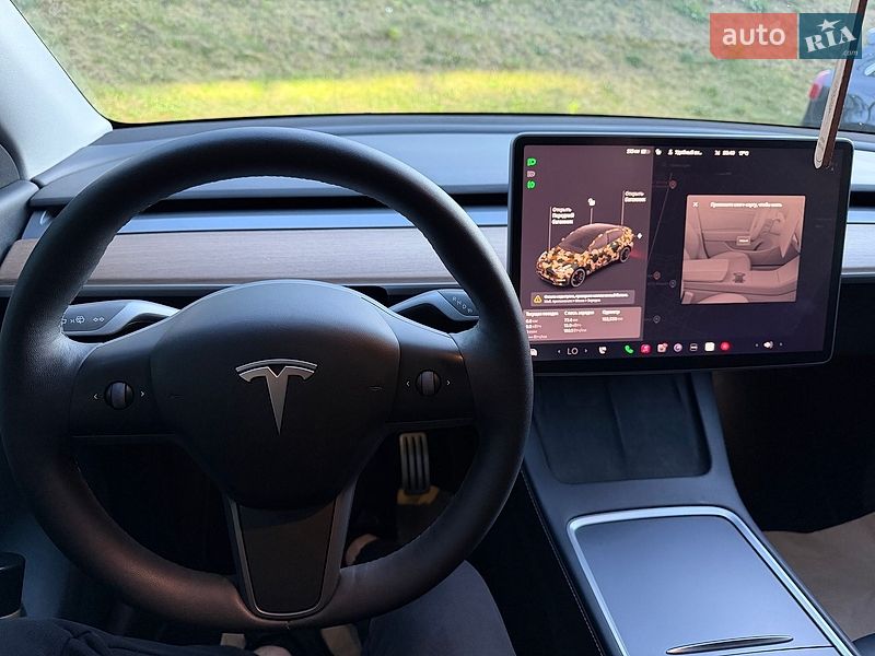 Внедорожник / Кроссовер Tesla Model Y 2021 в Львове