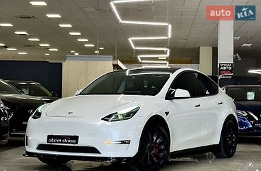 Внедорожник / Кроссовер Tesla Model Y 2022 в Николаеве