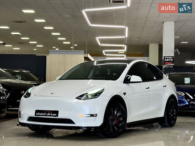 Tesla Model Y 2022