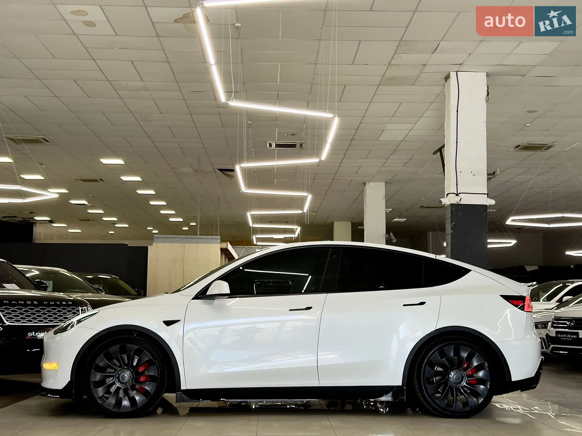 2022 Tesla Model Y - мініатюра 19