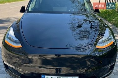 Внедорожник / Кроссовер Tesla Model Y 2021 в Киеве