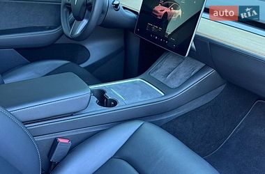 Внедорожник / Кроссовер Tesla Model Y 2023 в Черкассах