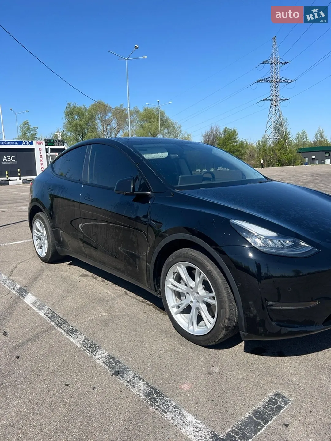 2021 Tesla Model Y - мініатюра 3