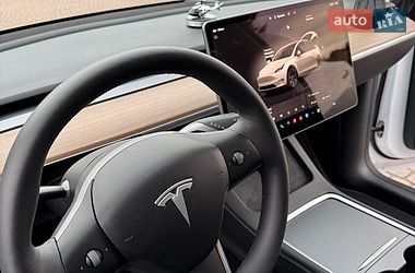 Внедорожник / Кроссовер Tesla Model Y 2024 в Львове