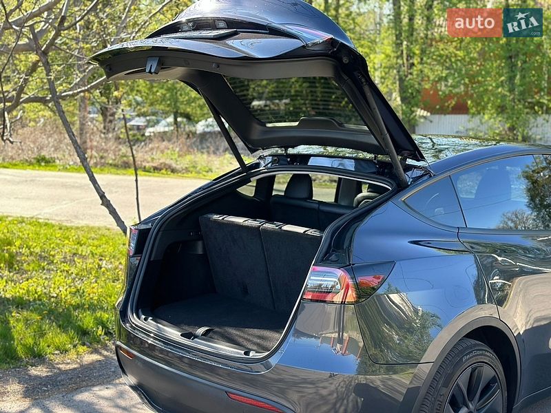 Внедорожник / Кроссовер Tesla Model Y 2024 в Виннице