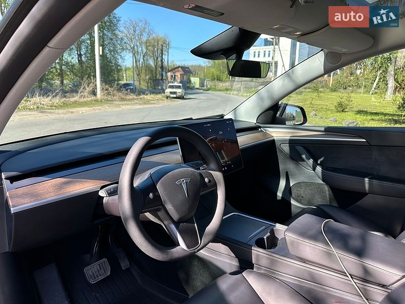Внедорожник / Кроссовер Tesla Model Y 2024 в Виннице