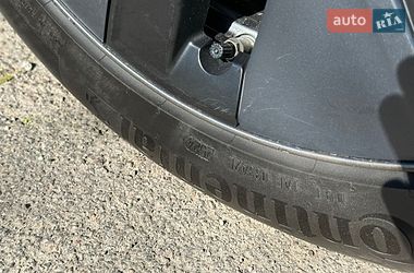 Внедорожник / Кроссовер Tesla Model Y 2024 в Виннице
