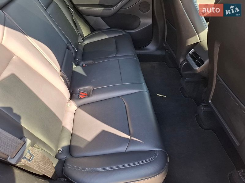 Позашляховик / Кросовер Tesla Model Y 2022 в Ірпені