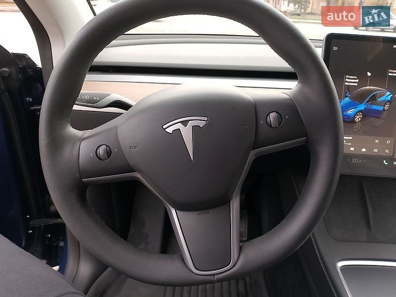 Внедорожник / Кроссовер Tesla Model Y 2023 в Днепре