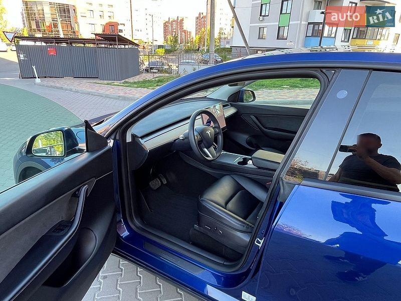 Внедорожник / Кроссовер Tesla Model Y 2021 в Борисполе