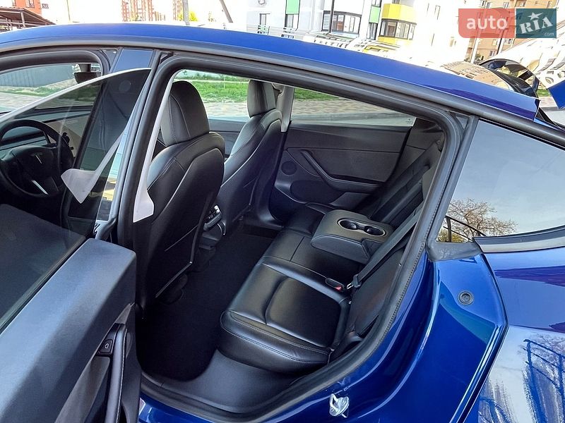 Внедорожник / Кроссовер Tesla Model Y 2021 в Борисполе