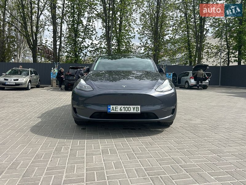 Внедорожник / Кроссовер Tesla Model Y 2022 в Новомосковске