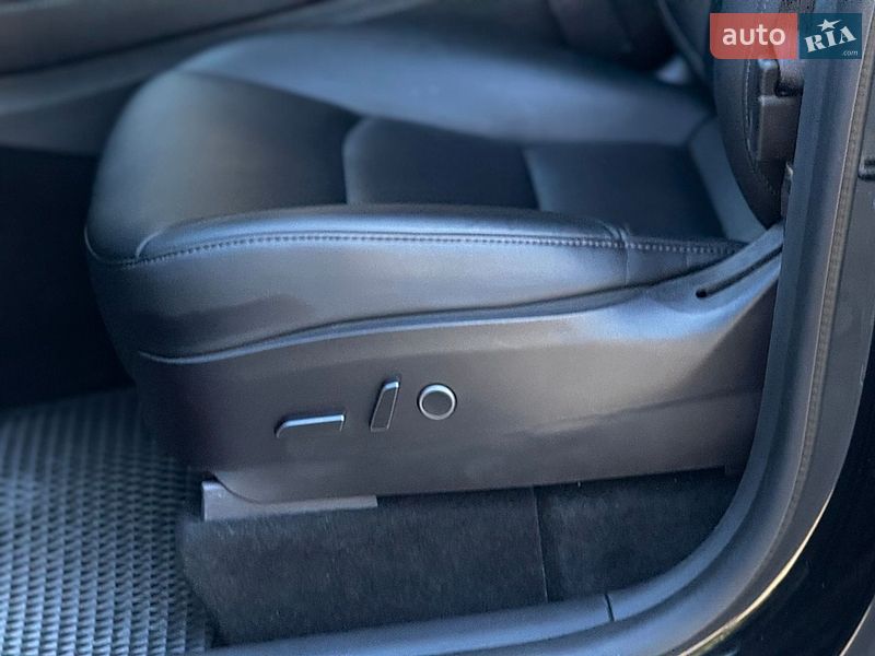 Внедорожник / Кроссовер Tesla Model Y 2022 в Тернополе