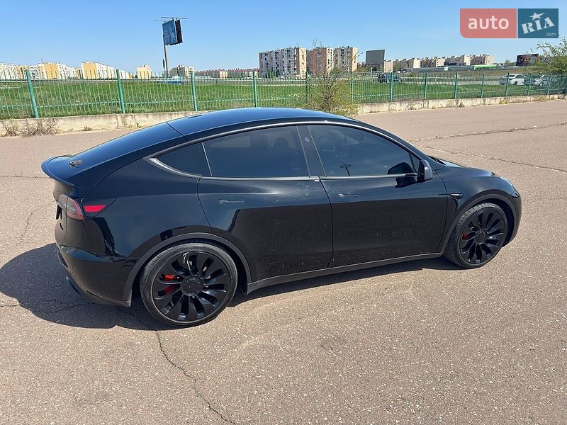 Внедорожник / Кроссовер Tesla Model Y 2023 в Одессе