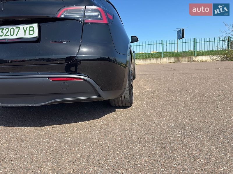 Внедорожник / Кроссовер Tesla Model Y 2023 в Одессе