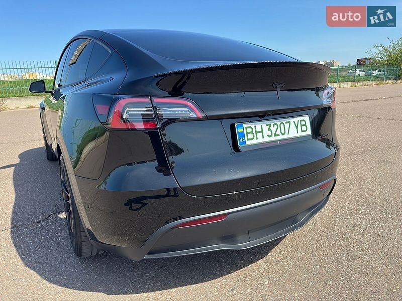 Внедорожник / Кроссовер Tesla Model Y 2023 в Одессе