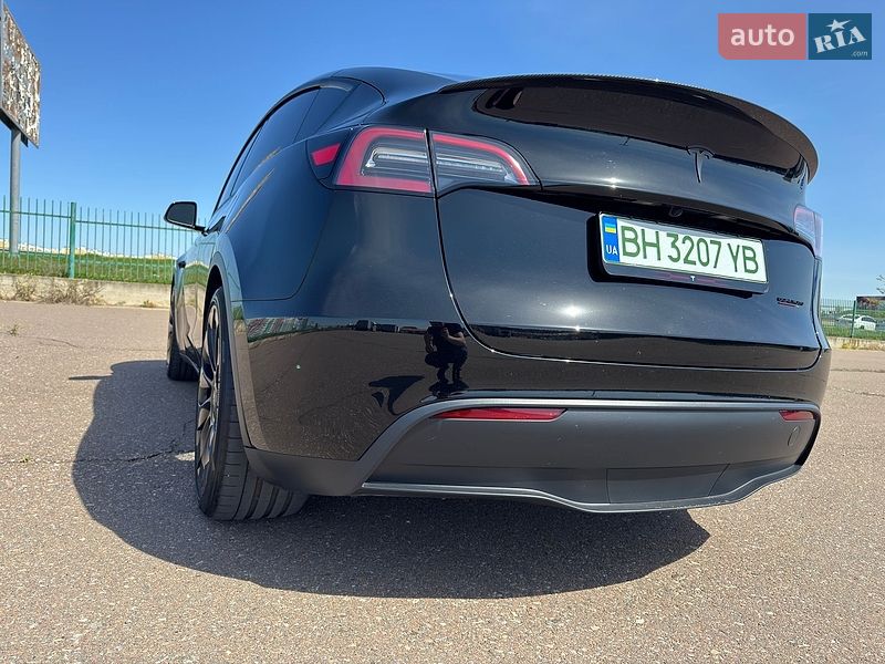 Внедорожник / Кроссовер Tesla Model Y 2023 в Одессе