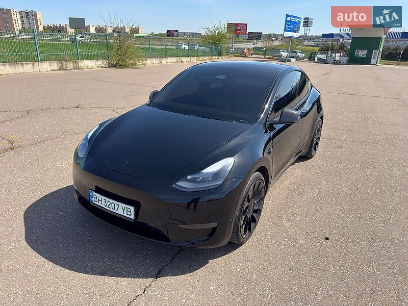 Внедорожник / Кроссовер Tesla Model Y 2023 в Одессе