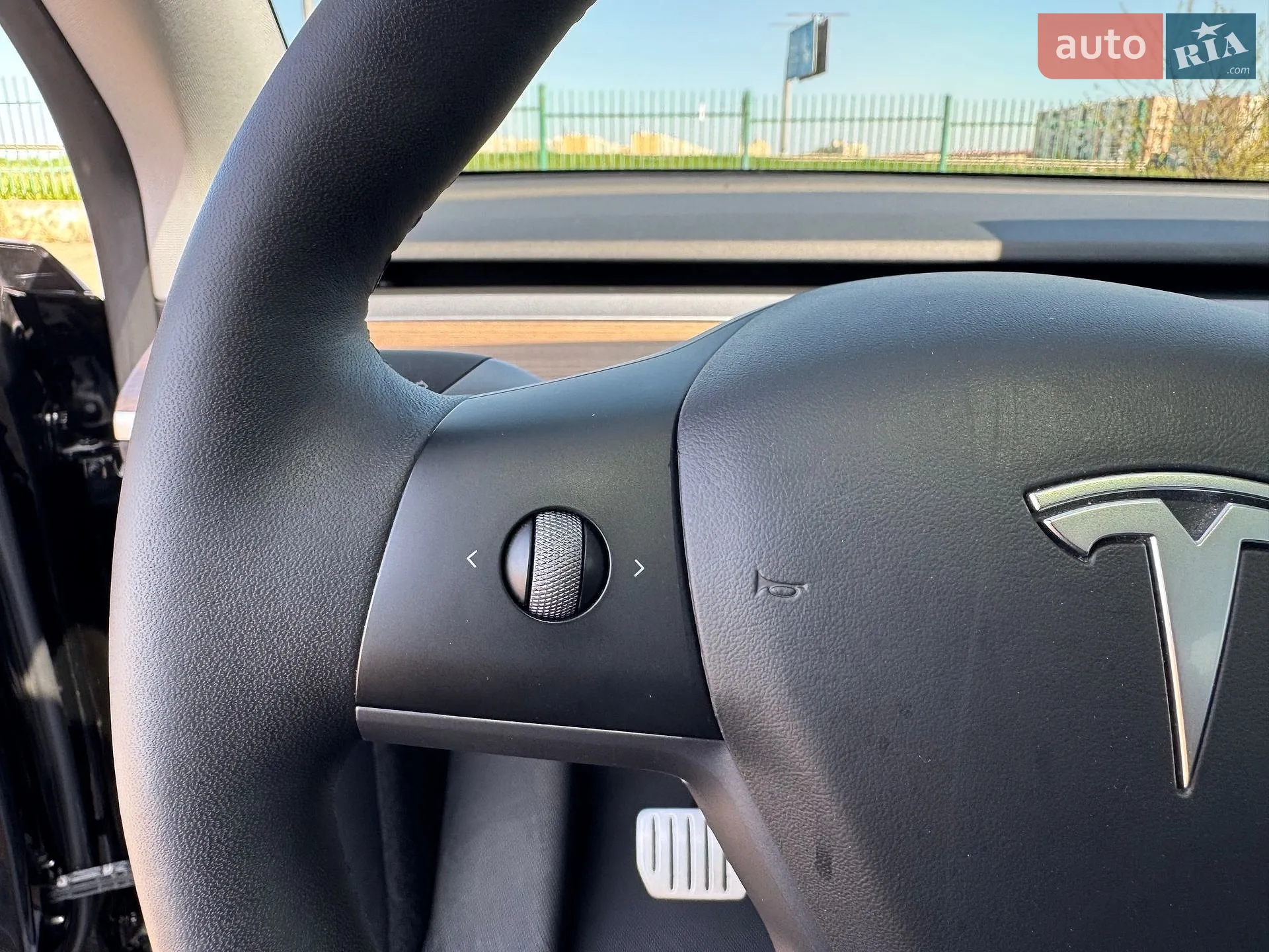 2023 Tesla Model Y - мініатюра 156