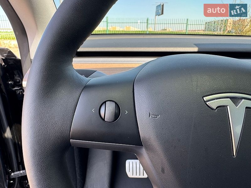 Внедорожник / Кроссовер Tesla Model Y 2023 в Одессе