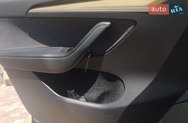 Внедорожник / Кроссовер Tesla Model Y 2023 в Полтаве