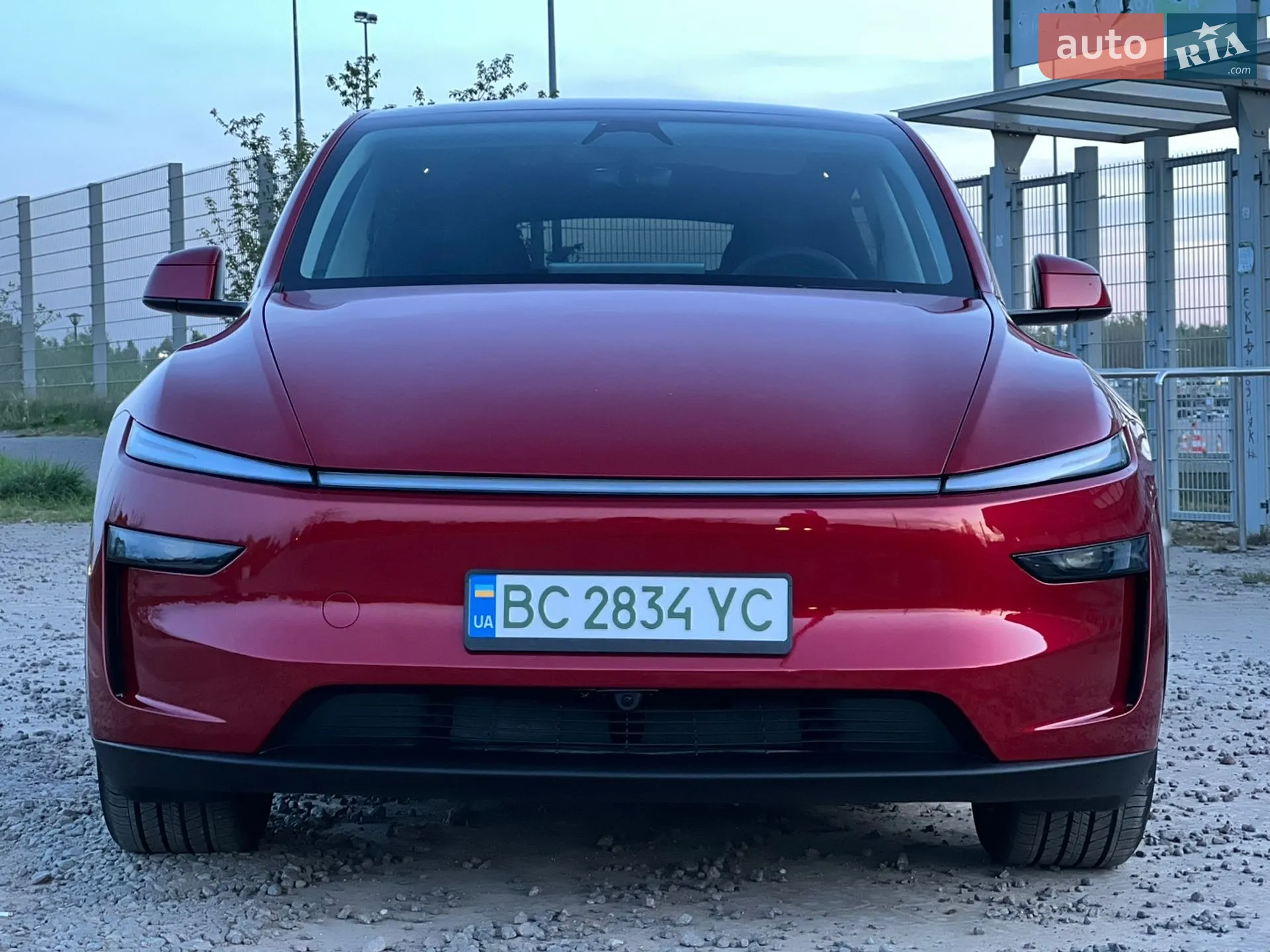 2025 Tesla Model Y - мініатюра 7