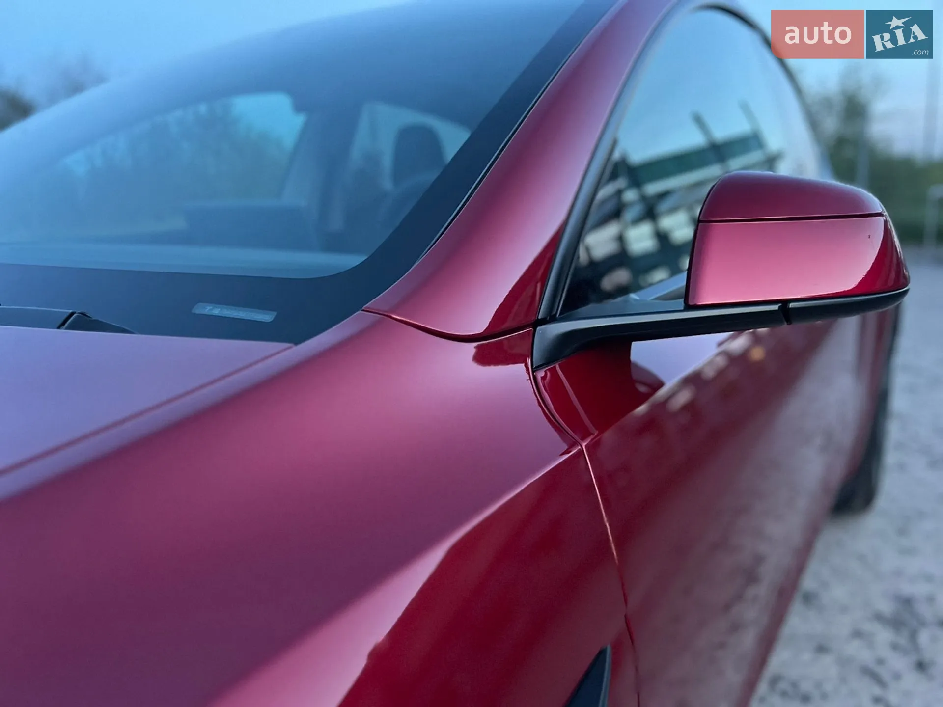 2025 Tesla Model Y - мініатюра 10