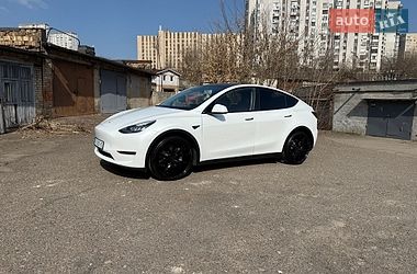 Внедорожник / Кроссовер Tesla Model Y 2021 в Киеве