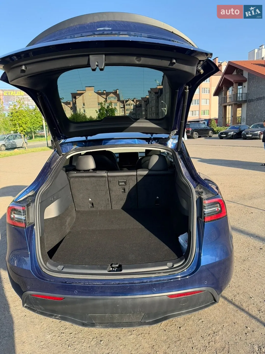 2022 Tesla Model Y - мініатюра 5