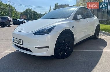 Позашляховик / Кросовер Tesla Model Y 2024 в Дніпрі