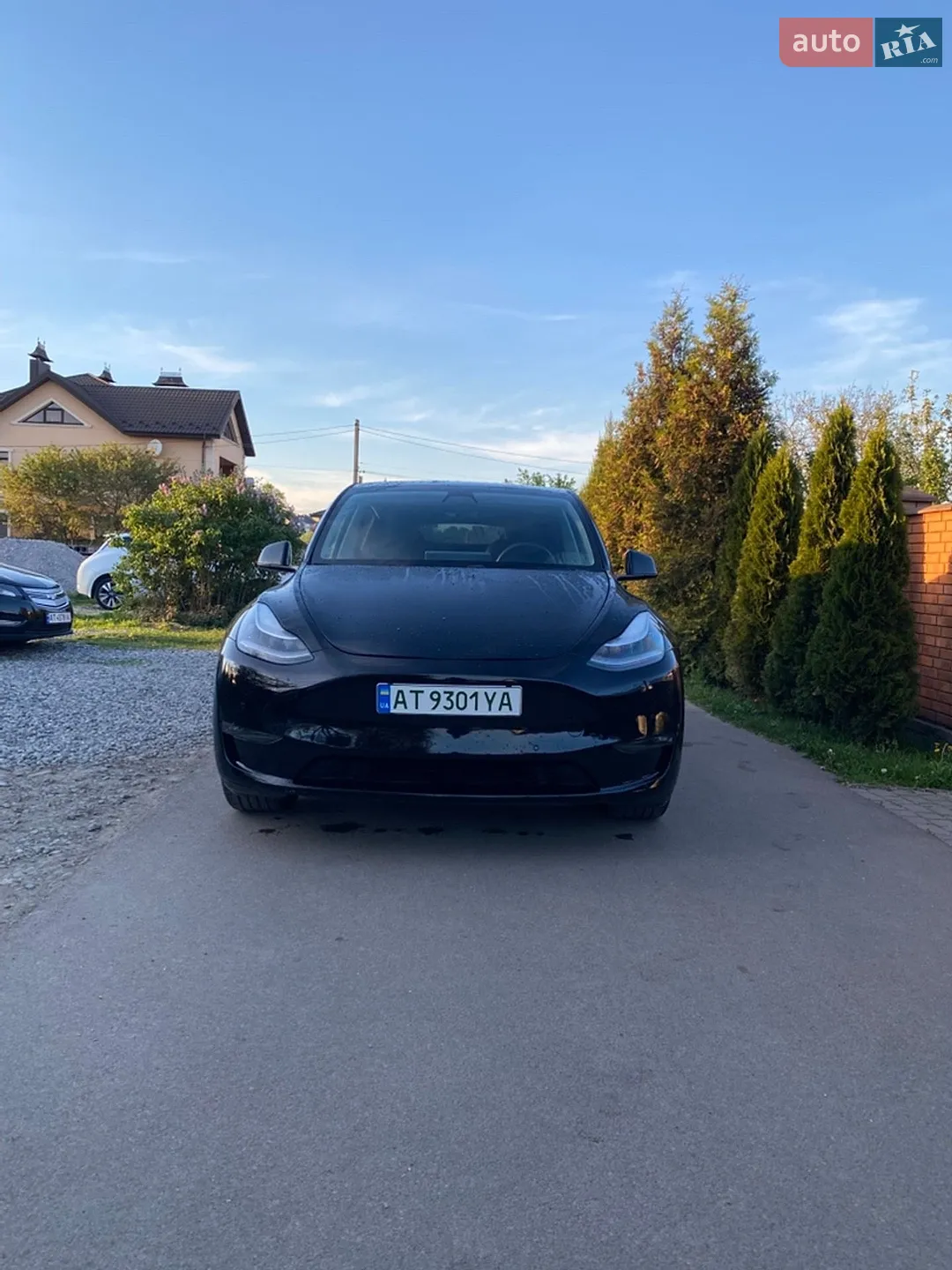 2020 Tesla Model Y - мініатюра 3