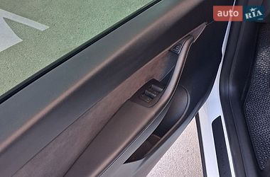 Внедорожник / Кроссовер Tesla Model Y 2021 в Днепре