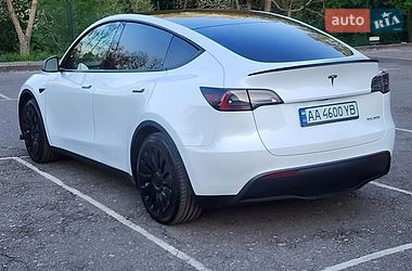 Внедорожник / Кроссовер Tesla Model Y 2022 в Киеве