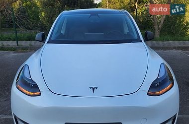 Внедорожник / Кроссовер Tesla Model Y 2022 в Киеве