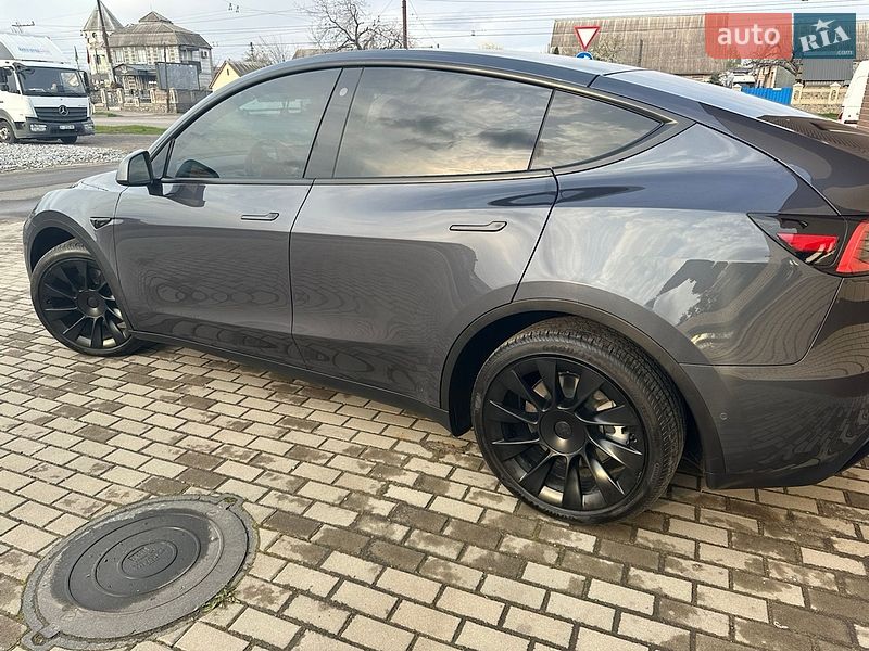 Позашляховик / Кросовер Tesla Model Y 2021 в Білій Церкві