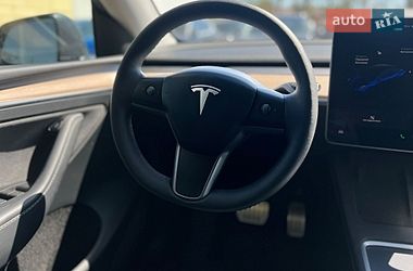 Позашляховик / Кросовер Tesla Model Y 2023 в Івано-Франківську