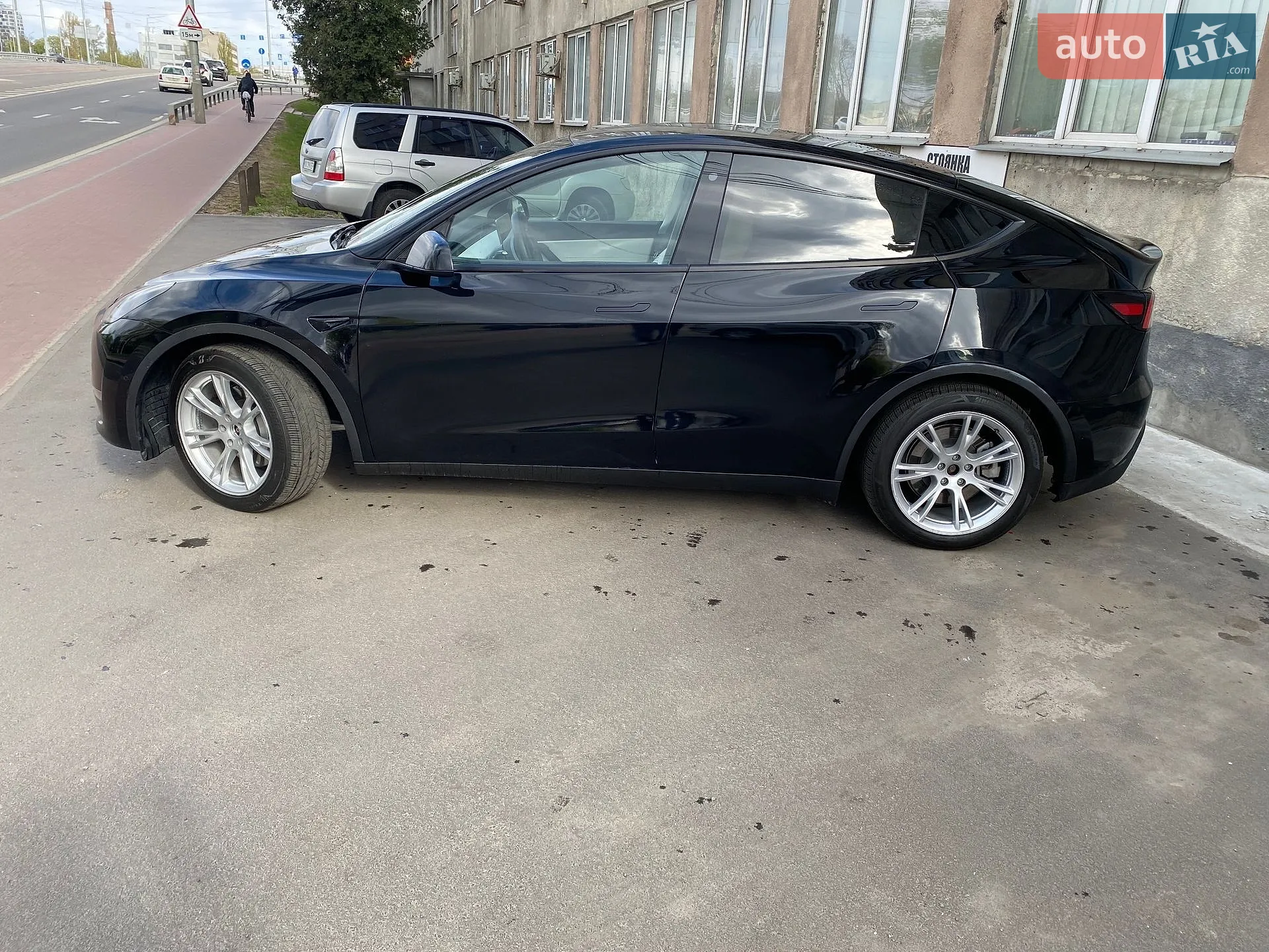 2020 Tesla Model Y - мініатюра 3