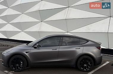 Внедорожник / Кроссовер Tesla Model Y 2021 в Львове