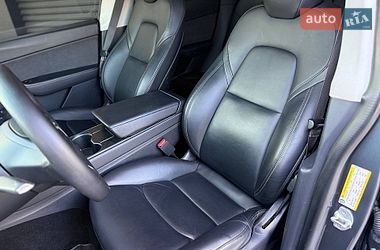 Позашляховик / Кросовер Tesla Model Y 2020 в Києві
