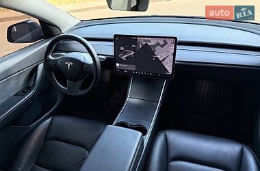 Позашляховик / Кросовер Tesla Model Y 2020 в Києві
