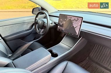Позашляховик / Кросовер Tesla Model Y 2020 в Києві