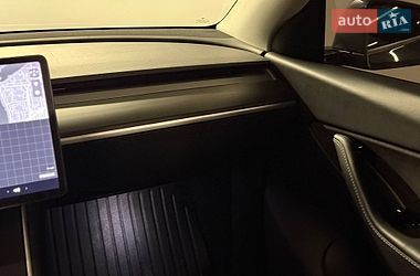 Позашляховик / Кросовер Tesla Model Y 2020 в Києві