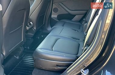 Позашляховик / Кросовер Tesla Model Y 2024 в Івано-Франківську