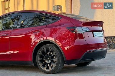 Внедорожник / Кроссовер Tesla Model Y 2023 в Стрые