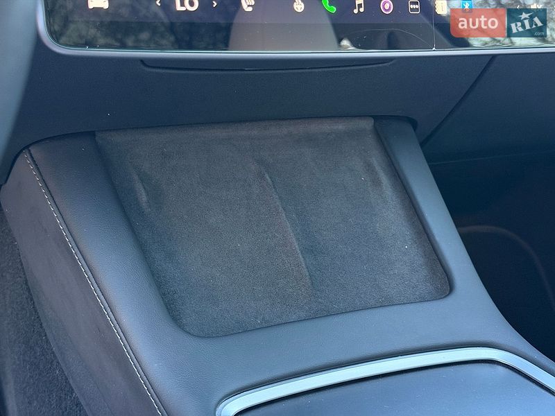 Внедорожник / Кроссовер Tesla Model Y 2023 в Стрые